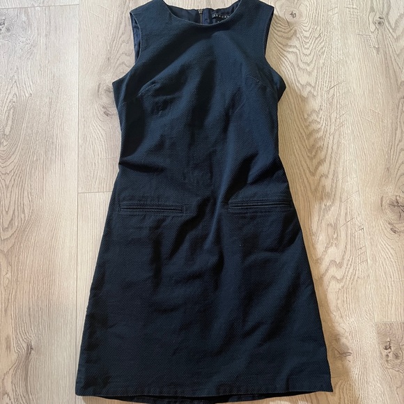 Theory Women's Textured Dress, Navy Blue Sleeveless, Sz. 2 - Picture 4 of 6